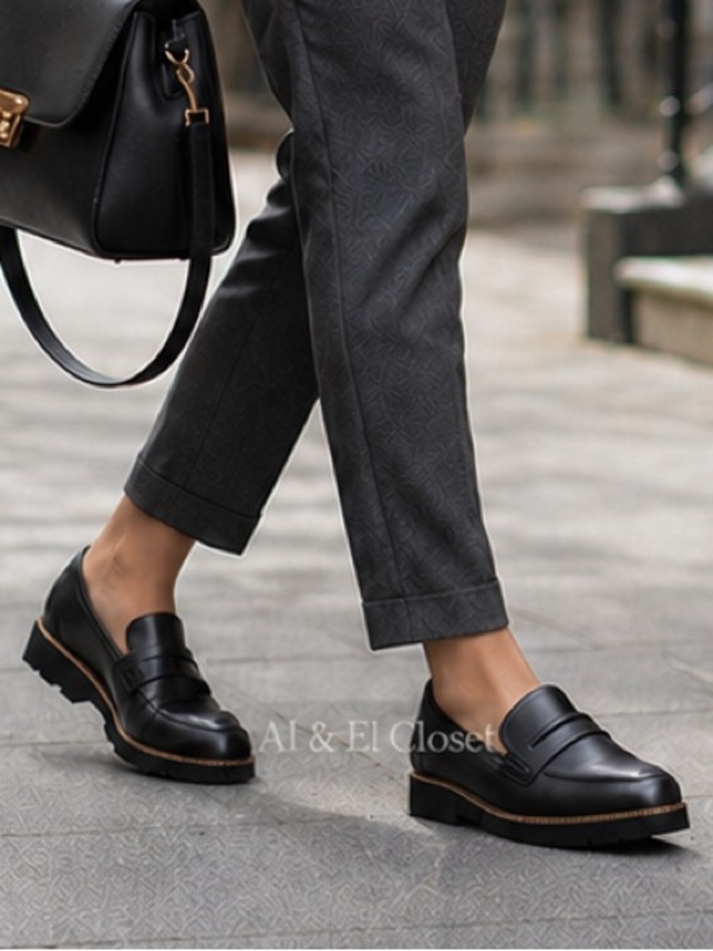 Vionic Cheryl II Black Nappa Leather Loafers – Women’s Size 6W – New In Box
